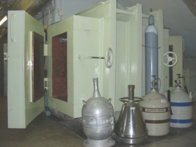 Low-background chamber